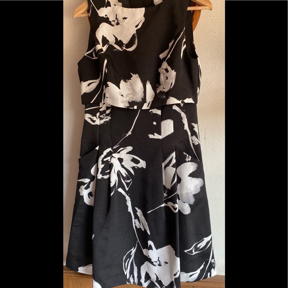 LAUREN Ralph Lauren Black & White Dress Size 6